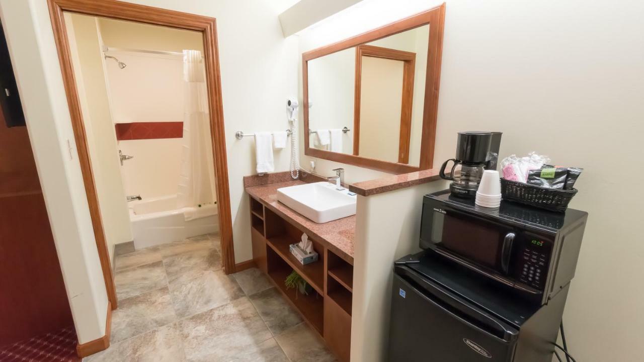 Pilot Knob Shepherd Mountain Inn & Suites מראה חיצוני תמונה