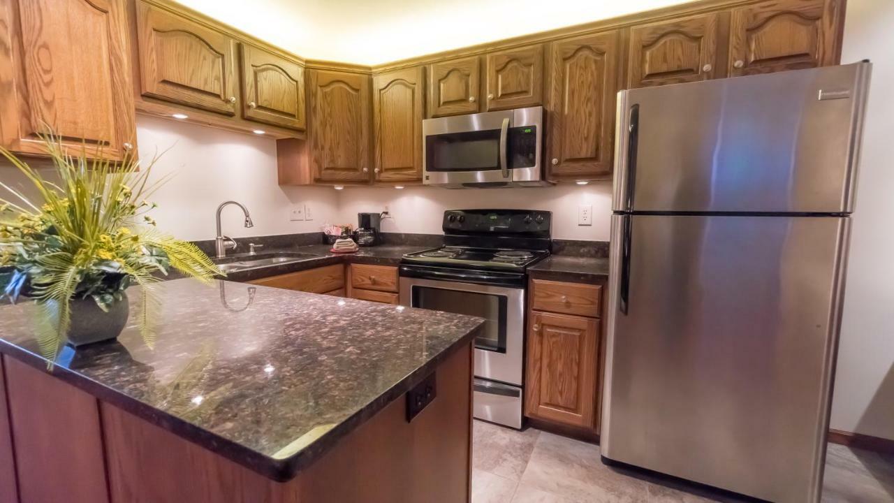 Pilot Knob Shepherd Mountain Inn & Suites מראה חיצוני תמונה