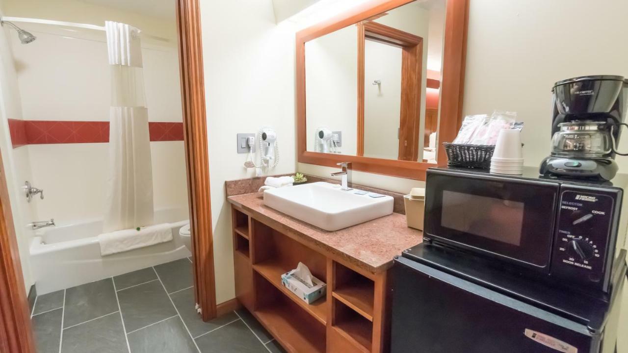 Pilot Knob Shepherd Mountain Inn & Suites מראה חיצוני תמונה