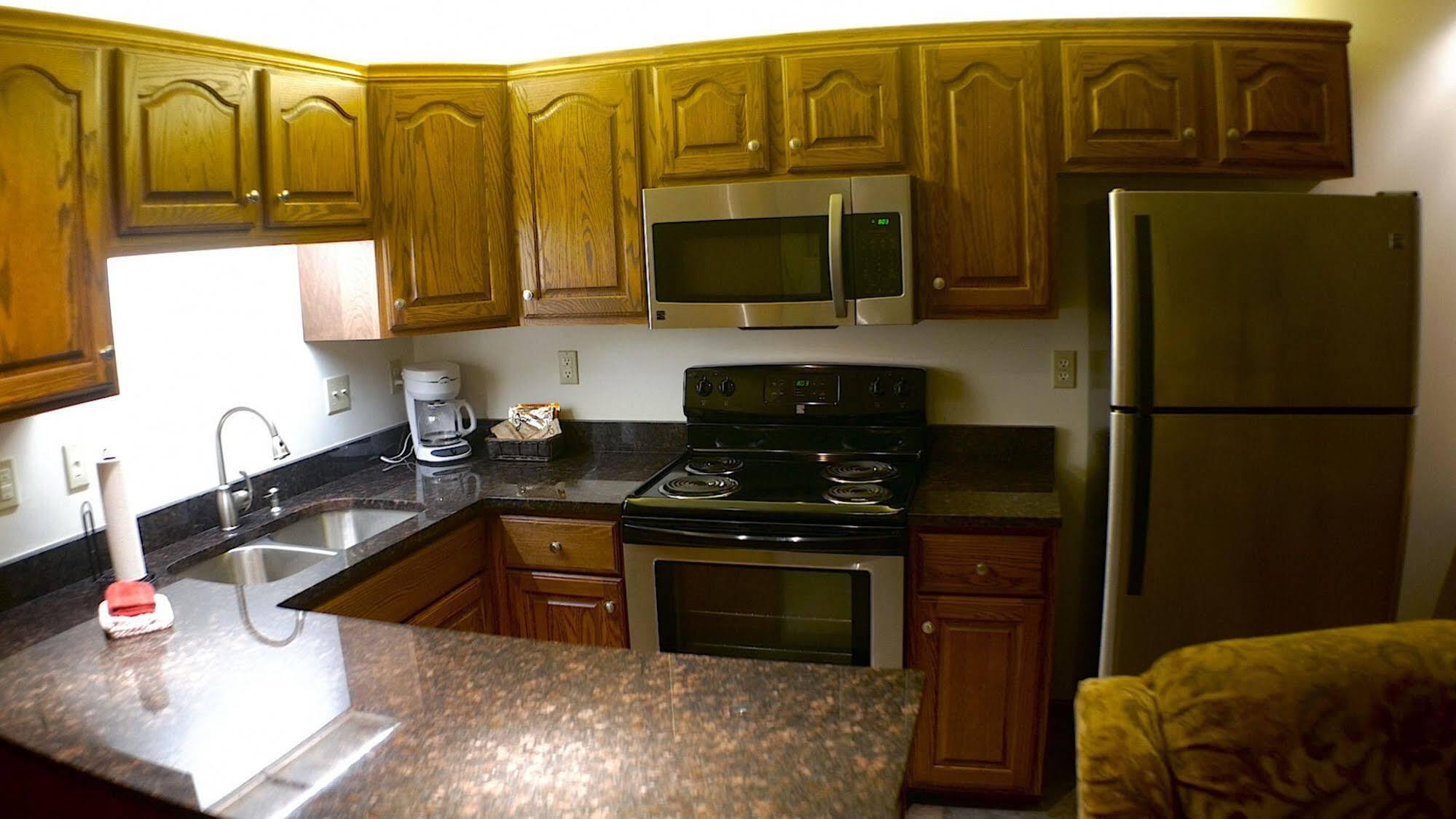 Pilot Knob Shepherd Mountain Inn & Suites מראה חיצוני תמונה